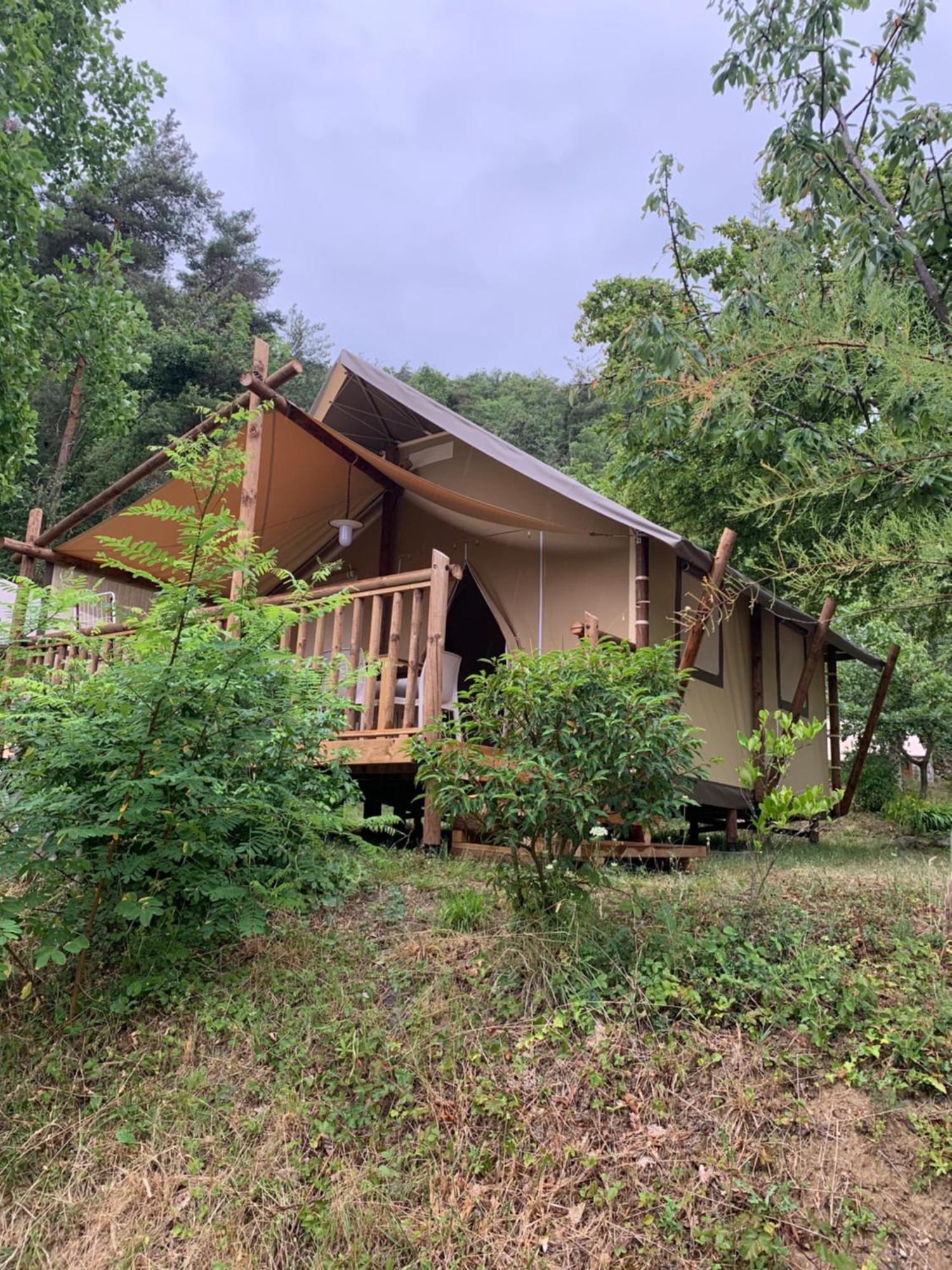 Camping Calme Et Nature Iserand Vion  ภายนอก รูปภาพ